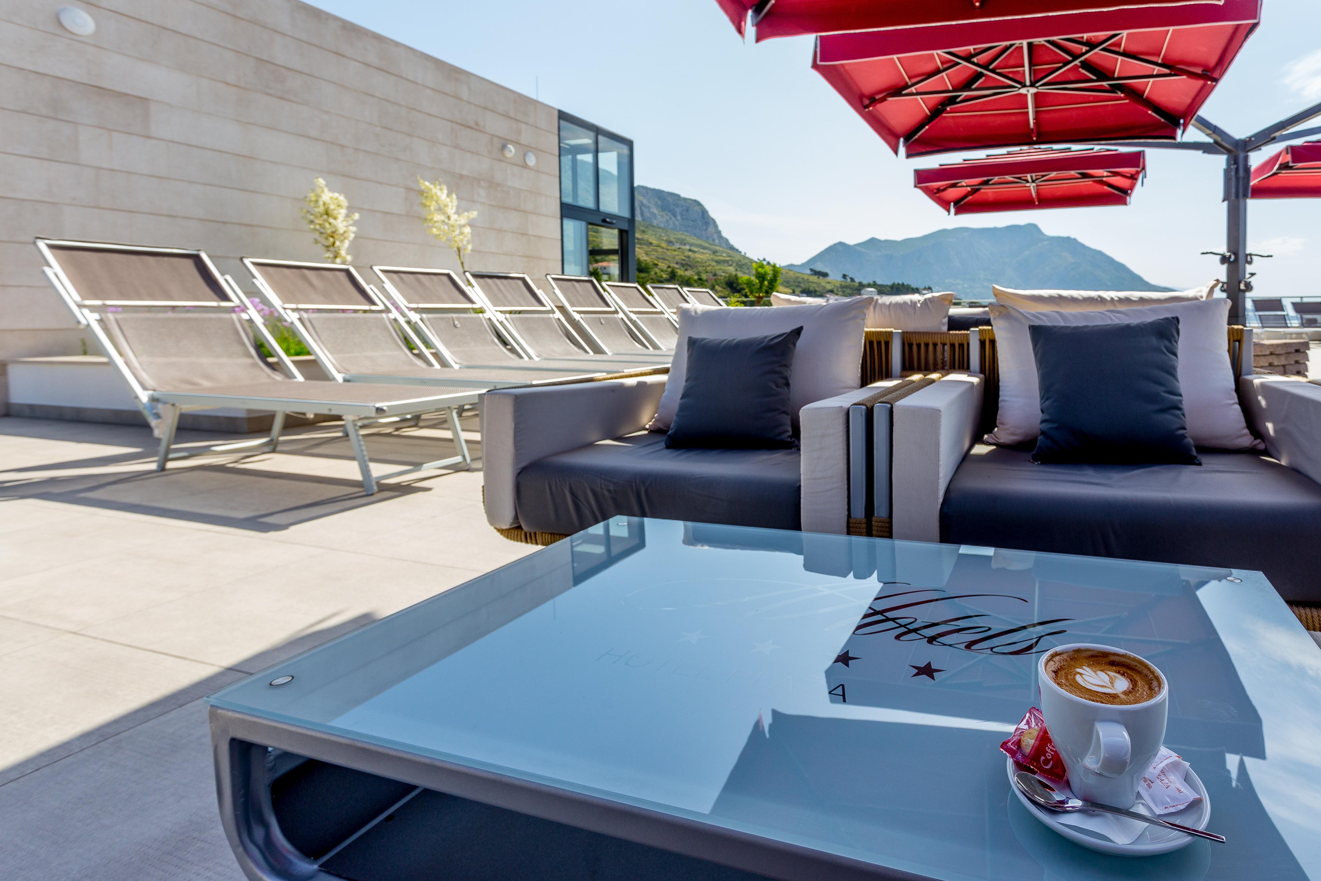 Hotel Plaza Duce Duće Exterior foto