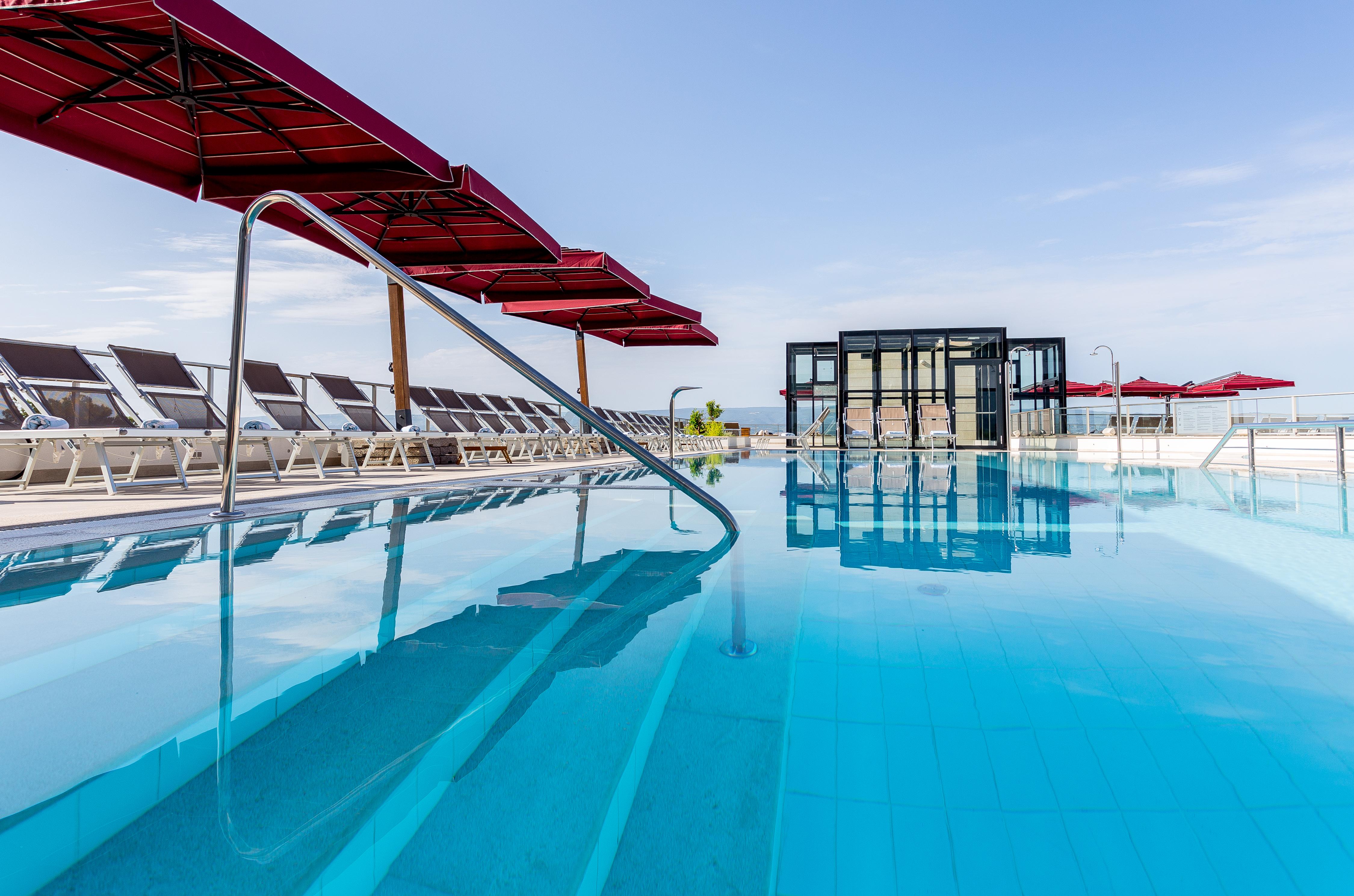 Hotel Plaza Duce Duće Exterior foto